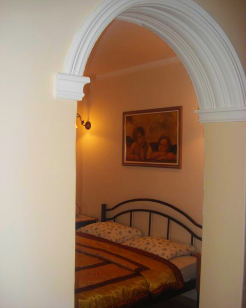 Bella Vista Studios - separate bedroom